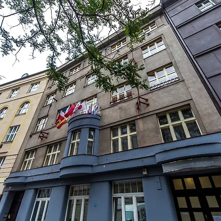 Hostel Welcome Apartments And Hostel Prague *