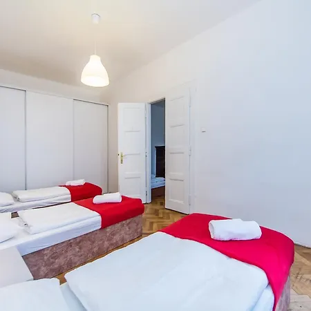 Hostel Welcome Apartments And Hostel Prague *