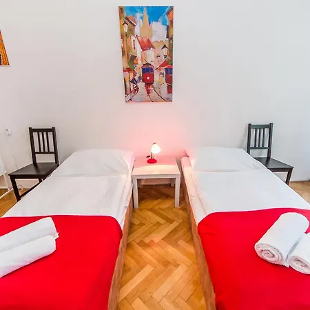 Hostel Welcome Apartments And Hostel Prague *