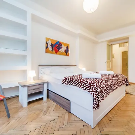 Hostel Welcome Apartments And Hostel Prague *