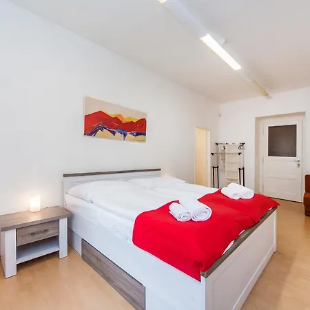 Hostel Welcome Apartments And Hostel Prague *